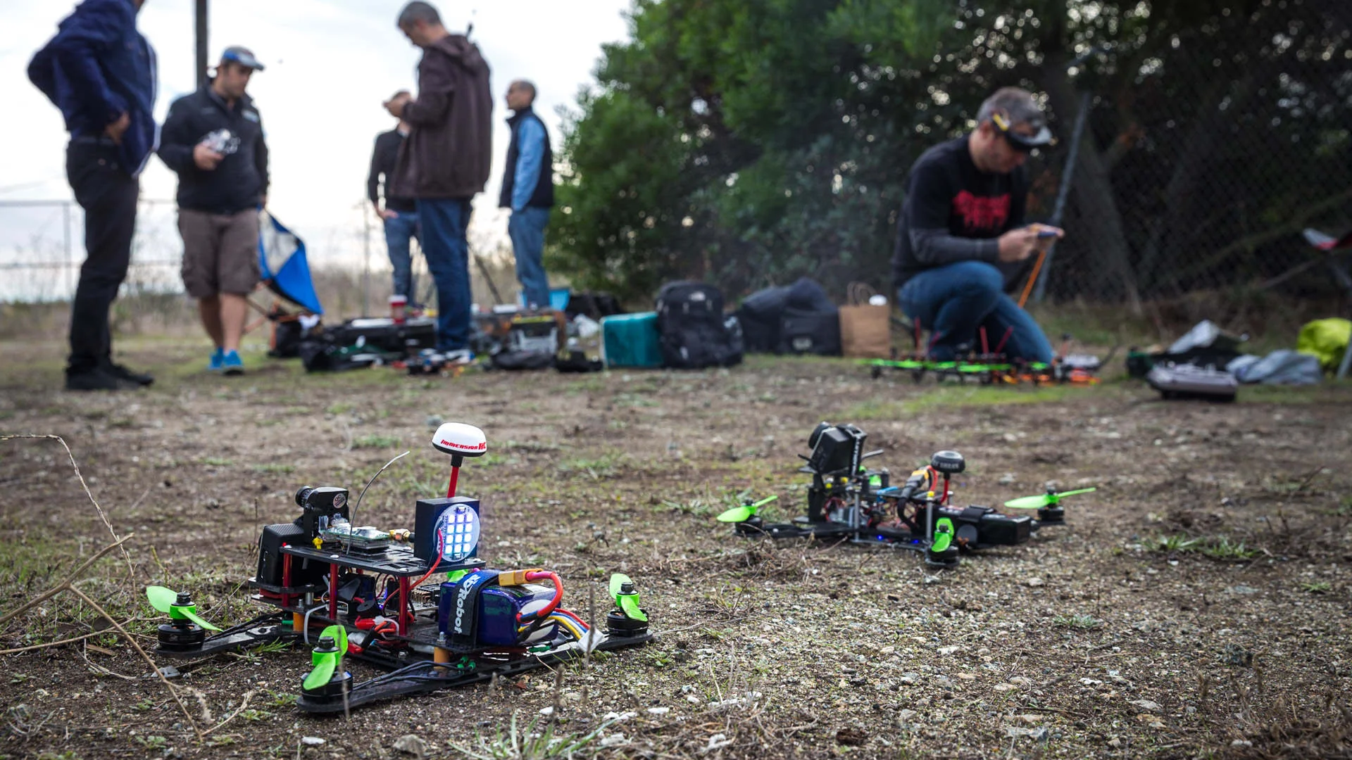 7 productos baratos para drones y FPV que debes tener