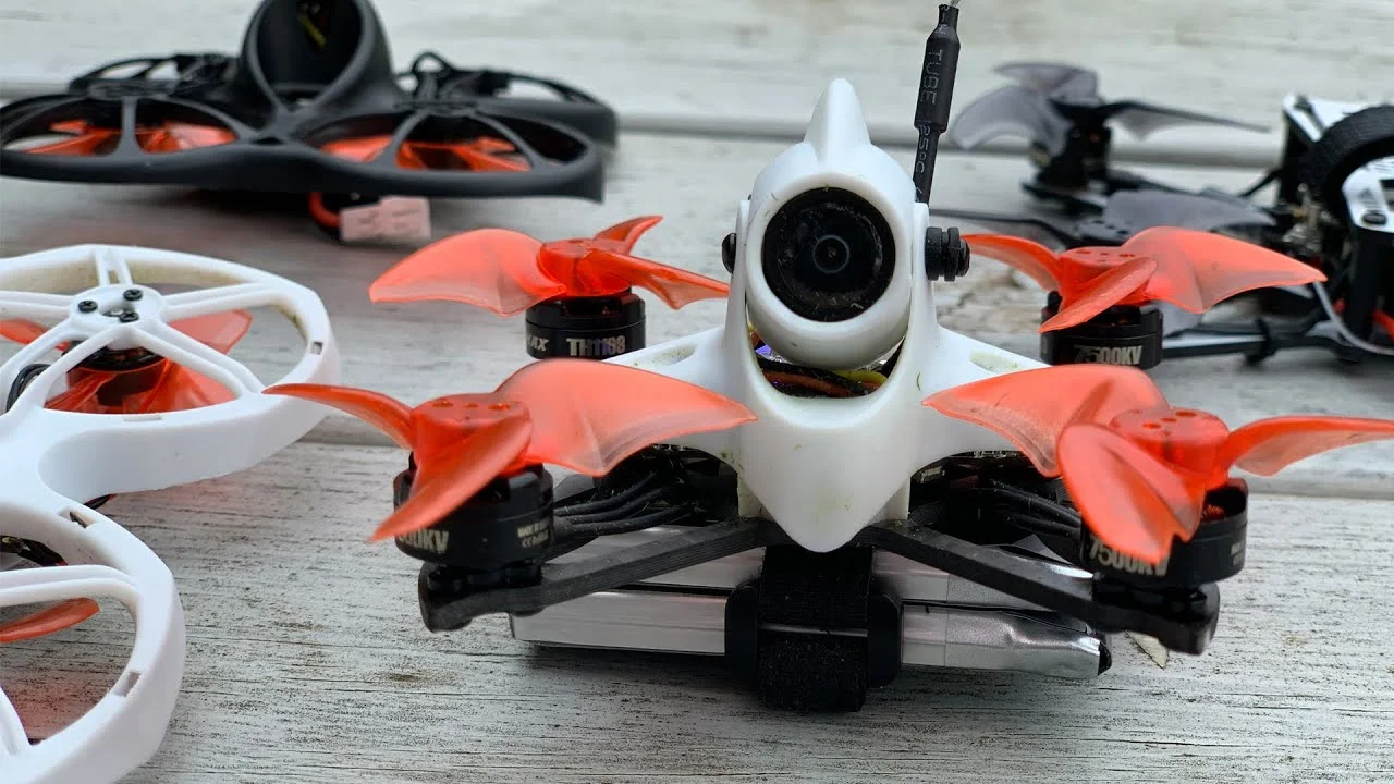 EMAX Tinyhawk II Race: nuevo micro dron para carreras